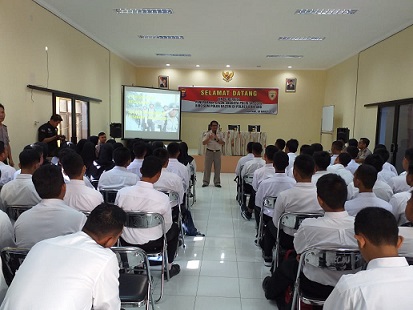 53 Pelajar Kota Bontang Mengikuti Binlat Calon Anggota Polri