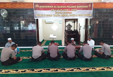 Doakan Pemilu Aman, Polres Bontang Gelar Khataman Al Quran dan Doa Bersama