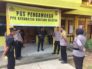 Pastikan PPK Keadaan Aman, Kapolres Bontang Lakukan Pengecekan Pos Pengamanan PPK