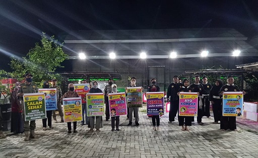 Bhabinkamtibmas Dan Lurah Gelar Sosialisasi Adaptasi Kebiasaan Baru