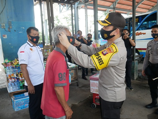 Cegah Penyebaran Covid-19, Polres Bontang Gelar Pendisiplinan Masyarakat Patuhi Protokol Kesehatan