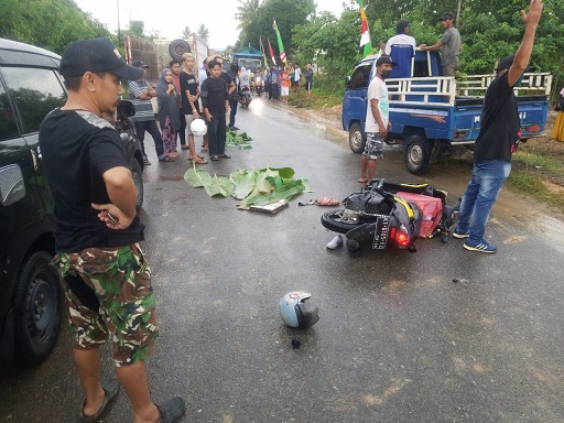 Jalan Muara Badak Menelan Korban, Akibat Genangan Air