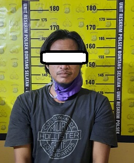 Gerebek Sebuah Rumah, Polisi Bekuk Seorang Pria Pemilik Sabu 1,96 Gram