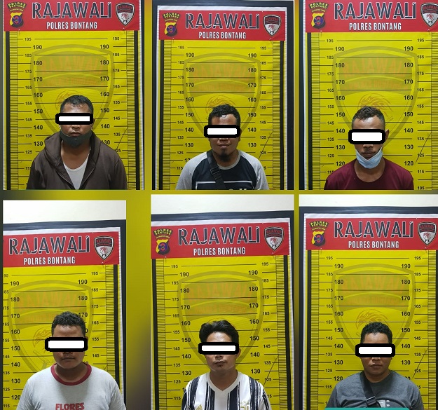 Asik Bermain Judi, 6 Orang Di Tangkap Polisi