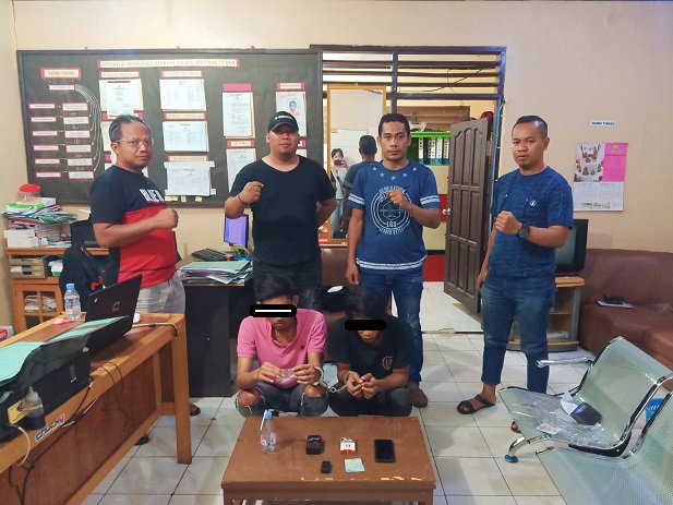 Polisi Tangkap 2 Orang Di Pinggir Jalan, Sita Sabu 6,04 Gram