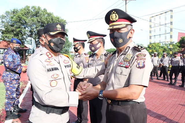 Satu Personil Polres Bontang, Di Anugerahi Kenaikan Pangkat Pengabdian