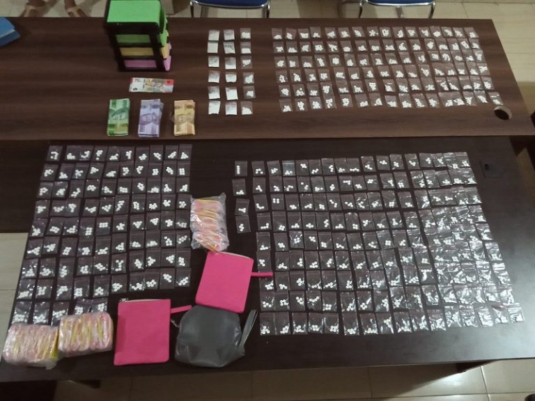 Alasan Tidak Ada Pekerjaan Tetap, Pria 40 Tahun Jualan Obat LL