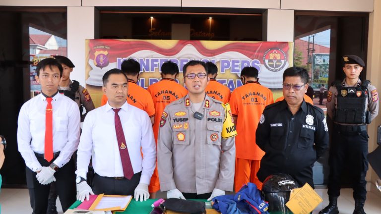 Polres Bontang Press Release kasus tindak pidana penyalahgunaan BBM