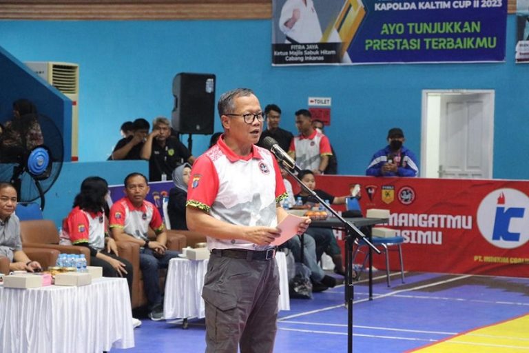 Wakapolda Kaltim Memimpin Pembukaan Kejuaraan Karate Inkanas Kapolda Kaltim CUP II 2023