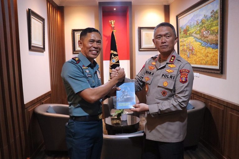 Perkuat Sinergitas TNI-Polri, Kapolda Kaltim Terima Audiensi Danlanal Balikpapan