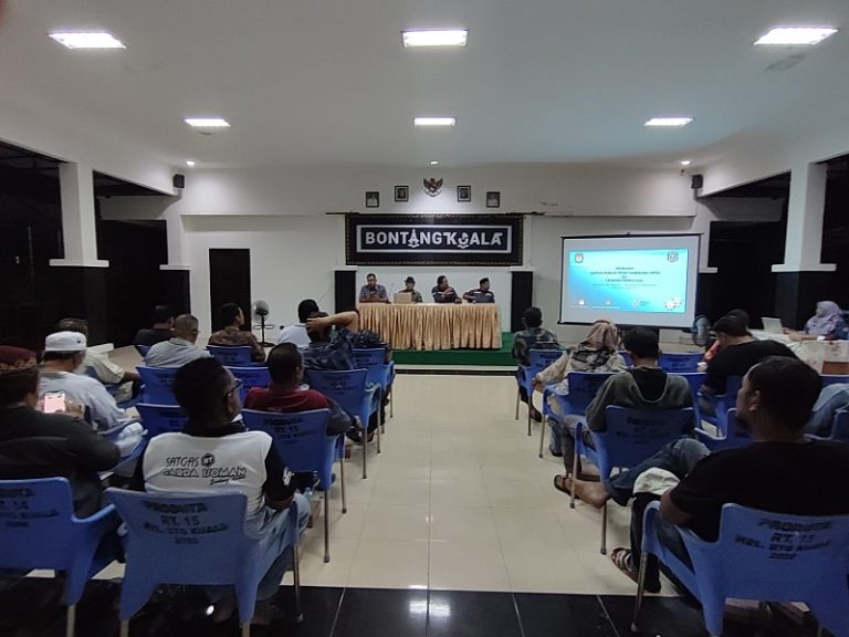 Bhabinkamtibmas Kelurahan Bontang Kuala menghadiri rapat sosialisasi Daftar Pemilih Tetap Tambahan Dan Tahapan Pemilihan Tahun 2024