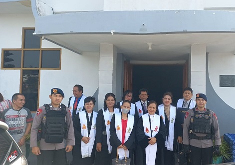Ciptakan Rasa Aman Dan Nyaman Ibadah Minggu, Brimob Polda Kaltim Jaga Gereja
