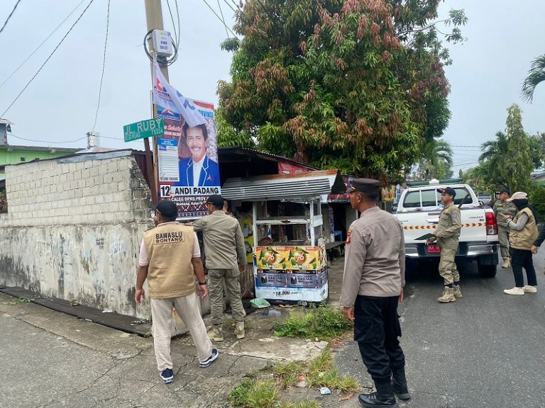 Pastikan Kegiatan Berjalan Lancar, Polri Melakukan Pendampingan Penurunan Algaka di Wilayah Bontang Selatan