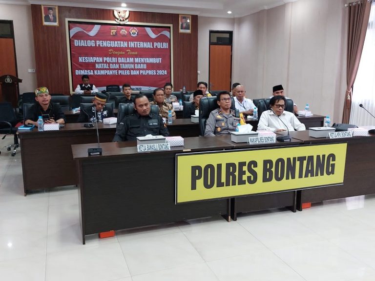 Polres Bontang Mengikuti Dialog Secara Virtual Dengan Tema Kesiapan Polri dalam penyambutan Natal dan Tahun Baru di Masa Kampanye 2024