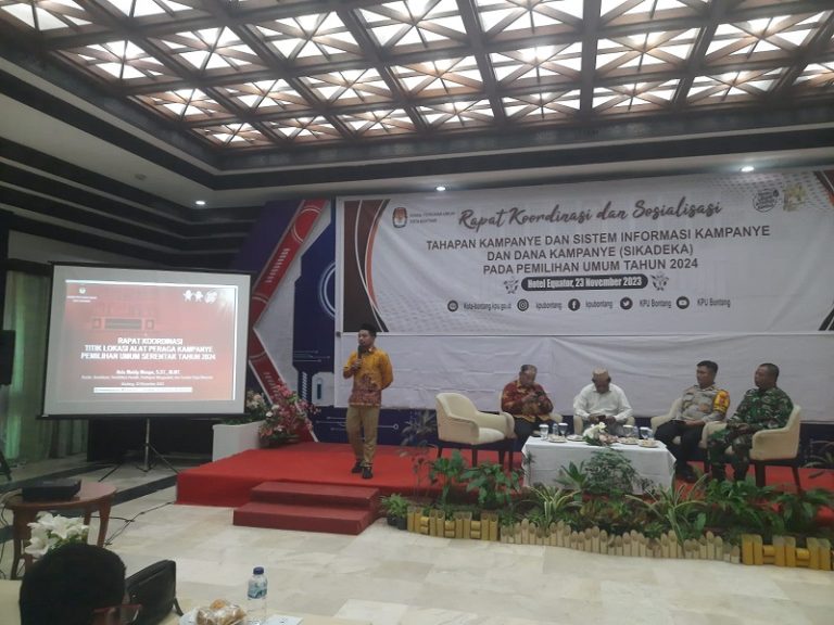 Kabag Ops Polres Bontang Menghadiri Rapat Koordinasi Penentuan Titik Lokasi Pemasangan APK Pemilu 2024 di Kota Bontang