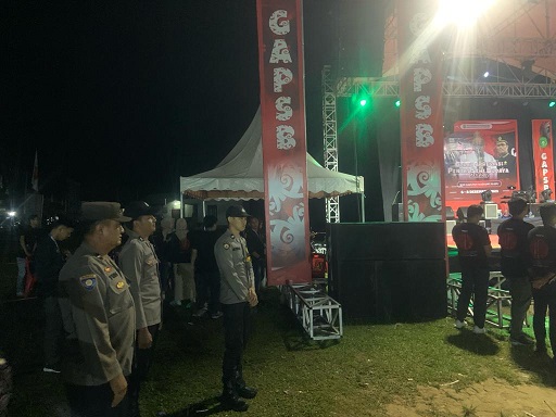 Antisipasi Kerawanan Personil Polsek Marang Kayu Melaksanakan Pengamanan Penutupan Gelar Apresiasi Pentas Seni Budaya Tahun 2023