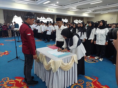 Sat Intelkam Polres Bontang Monitoring Pelantikan KPPS Kelurahan Api-Api