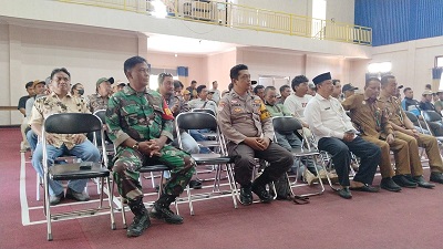 Pembekalan Petugas Ketertiban TPS Bhabinkamtibmas Telihan Berharap Petugas Ketertiban TPS Paham Akan Tugasnya