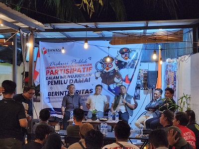 Kabag Ops Hadiri Diskusi Publik Pentingnya Pengawasan partisipatif dalam mewujudkan Pemilu 2024 yang damai dan berintegritas