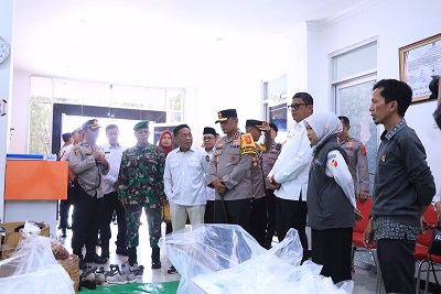 Kapolda Kaltim Tinjau Logistik Pemilu di Gudang KPU Bontang
