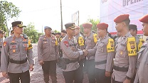 Polres Bontang Menggelar Apel Pergeseran Pasukan Pengamanan TPS Pemilu 2024 Di Wilayah Marangkayu Dan Muara Badak