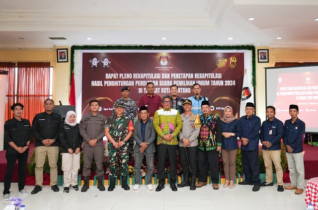 Rapat Rekapitulasi Hasil Suara Pemilu 2024 Tingkat Kota Dimulai, Kapolres Bontang Berharap Semua Pihak Junjung Tinggi Integritas