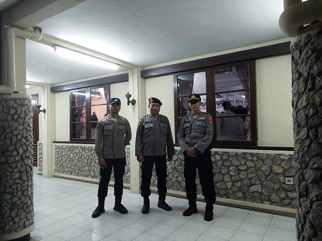 Cipta Kondisi, 140 personil Polres Bontang Amankan Kegiatan Ibadah Kamis Putih, Jum’at Agung dan Paskah 2024