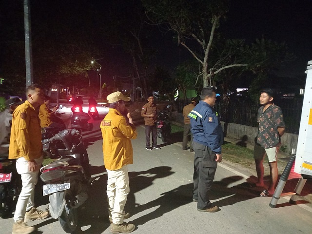 Ciptakan Kondusifitas Kamtibmas, Pak Bhabin Patroli Terpadu Bareng FKPM