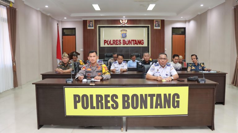 Prediksi Lonjakan Pemudik, Polres Bontang Ikuti Dialog Publik Secara Virtual
