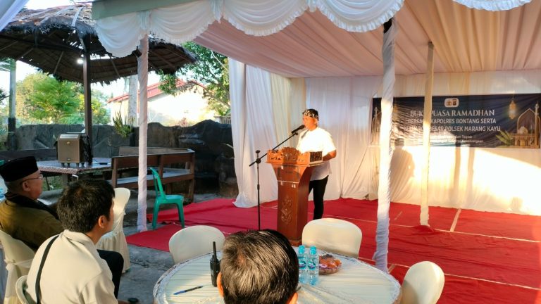 Jalin Keakraban, Kapolres Bontang laksanakan buka puasa bersama personil Polsek Marangkayu