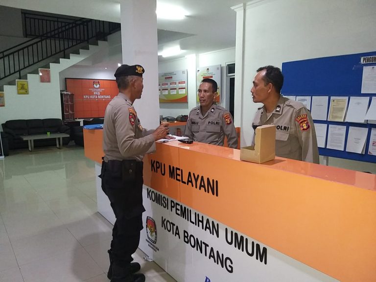 Cipta Kondisi, Pawas Polres Bontang laksanakan patroli Kantor KPU dan Bawaslu Kota Bontang