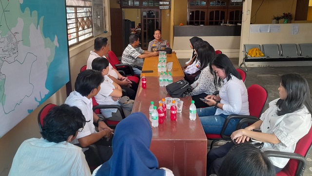 Pererat Hubungan, Kapolsek Bontang Barat silaturahmi dengan Panwaslu dan Pengawas Pemilihan Umum