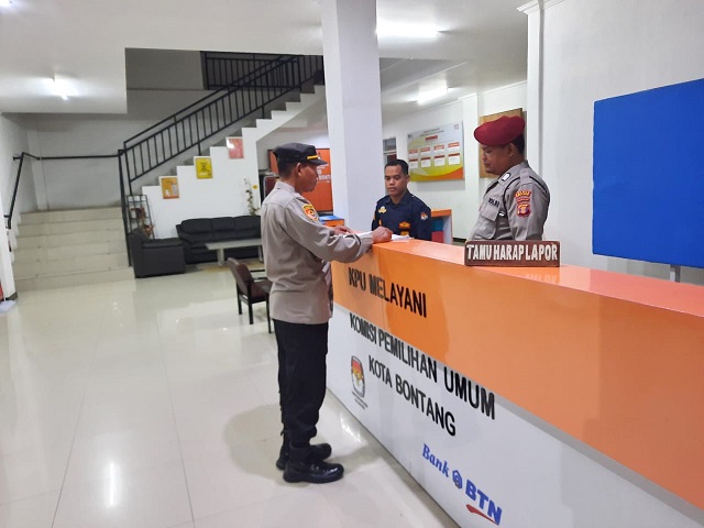 Pastikan Keamanan, Pawas laksanakan Pengecekan ke Kantor KPU Bontang