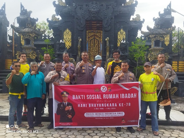 Bakti Sosial dalam rangka Hari Bhayangkara ke-78 Polsek Bontang Utara sasar Pura Buana Agung Bontang