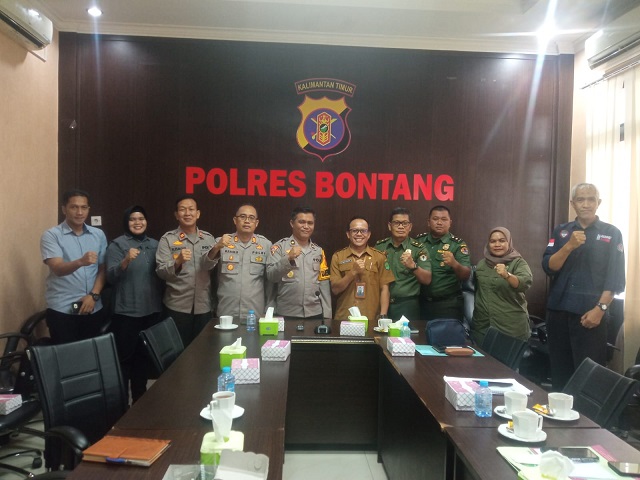 Kabag Ops Polres Bontang pimpin rapat Koordinasi Penertiban Bangunan Tanpa Izin di Hutan Lindung Kota Bontang   