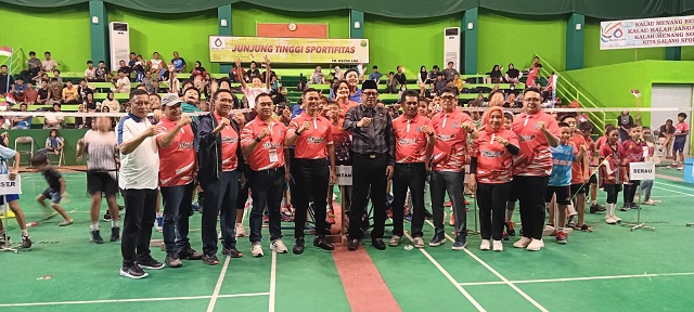 Pembukaan Kejuaraan Bulutangkis Kapolres Bontang Open Ke III Memeriahkan Hari Bhayangkara Ke-78