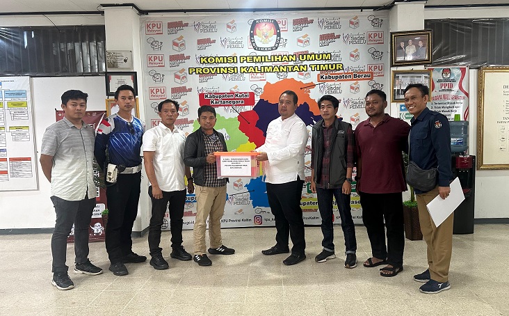 Berjalan Lancar, Polres Bontang laksanakan Pengawalan Logistik Pemilu DPR RI Dapil Kaltim Kota Bontang ke KPU