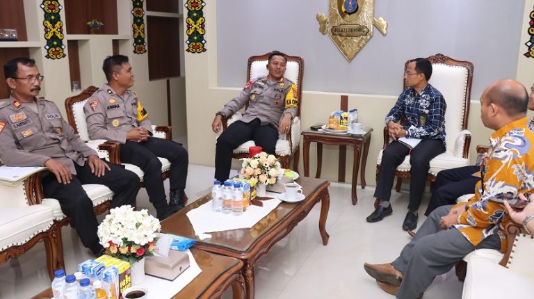 Silaturahmi Kapolres Bontang dengan Ketua Pengadilan Agama Kota Bontang