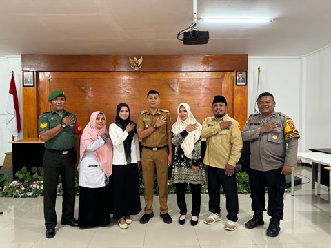 Bhabinkamtibmas Berbas Pantai  Monitoring Kegiatan Pelantikan PAW Petugas PPS