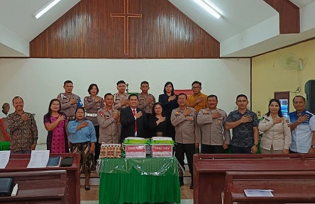 Kapolres Bontang Menggelar “Minggu Kasih” di Gereja GKPI Kel Gunung Telihan
