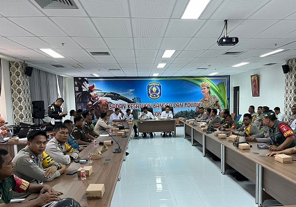 Polres Bontang Hadiri Rakor Tim Terpadu Dalam Penyampaian Isu Aktual
