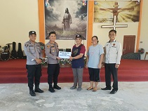 Kapolsek Marangkayu Gelar Minggu Kasih di Gereja GPDI Filadelfia
