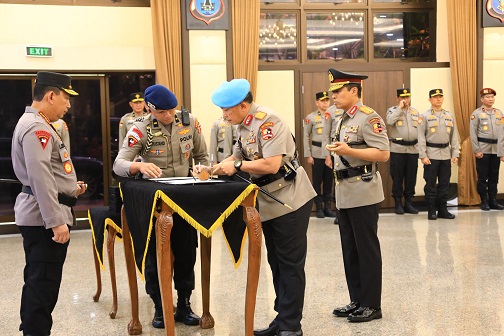 Kapolri Pimpin Upacara Kenaikan Pangkat dan Sertijab Pati Polri, Ada Kadiv Propam dan Sejumlah Kapolda