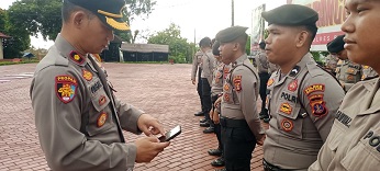 Apel Fungsi, Waka Polres Bontang dan Kasi Propam Lakukan Pengecekan serta Arahan kepada Personil