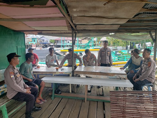 Jalin Silaturahmi , Sat Binmas Polres Bontang laksanakan Sambang Kunjung dengan Toga dan Tomas