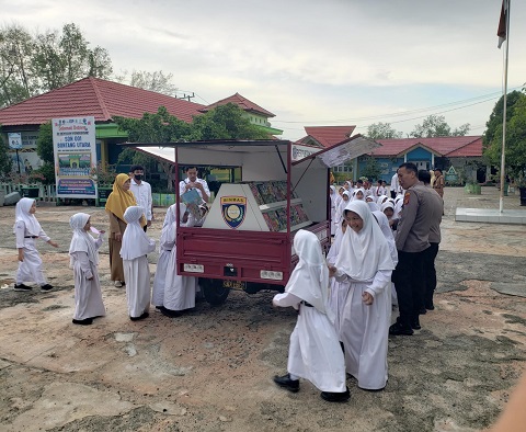 Sat Binmas Polres Bontang gelar Bentor Cerdas Bontang Presisi di SD Negeri 001