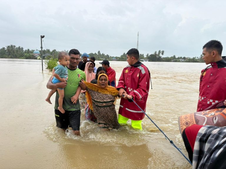 Polres Pidie Jaya Gerak Cepat Tangani dan Evakuasi Korban Banjir