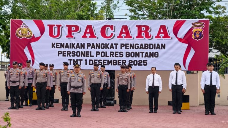 Polres Bontang gelar Upacara Kenaikan Pangkat Pengabdian Personel Polres Bontang