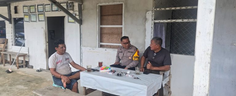 Bhabinkamtibmas Badak Ilir Sambangi Warga Binaan, Aiptu Tachir Sampaikan Imbauan Kamtibmas