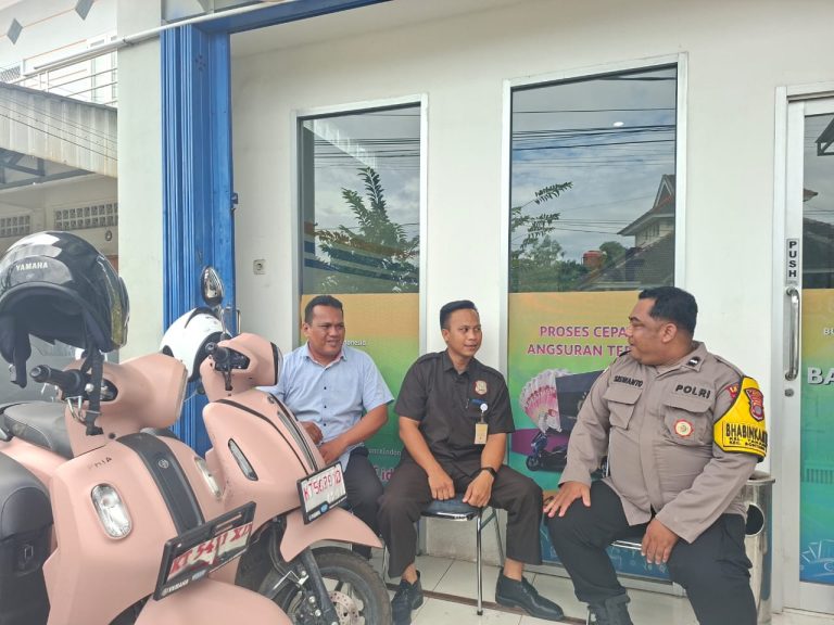 Bhabinkamtibmas Laksanakan Sambang Kunjung di Kantor Leasing BAF Tanjung Laut, Sampaikan Himbauan Kamtibmas